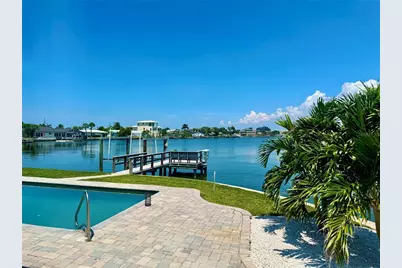 902 Oakwood Drive, Largo, FL 33770 - Photo 29