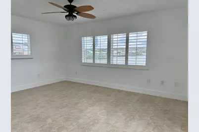 902 Oakwood Drive, Largo, FL 33770 - Photo 19