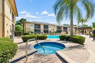 10100 Sailwinds Blvd N, Largo, FL 33773 - Photo 11