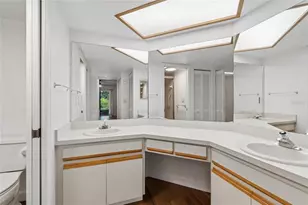 11800 Park Blvd, Seminole, FL 33772 - Photo 25