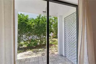 11800 Park Blvd, Seminole, FL 33772 - Photo 15