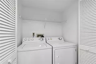 11800 Park Blvd, Seminole, FL 33772 - Photo 23