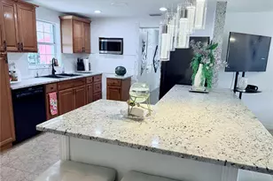 5408 Eureka Springs Rd, Tampa, FL 33610 - Photo 11