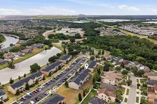 6924 Towering Spruce Dr, Riverview, FL 33578 - Photo 37