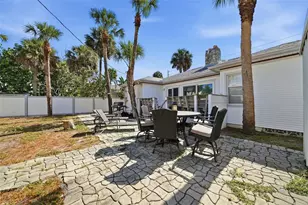 726 Mandalay Ave, Clearwater Beach, FL 33767 - Photo 27