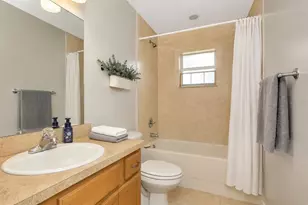 12212 Floral Ln, Thonotosassa, FL 33592 - Photo 13