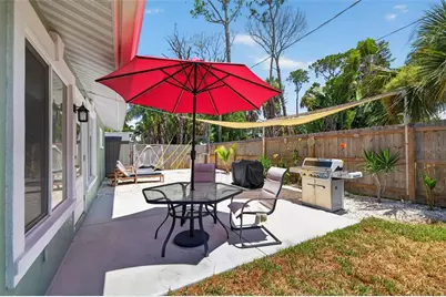 1667 N Dakota Avenue NE, Saint Petersburg, FL 33703 - Photo 23