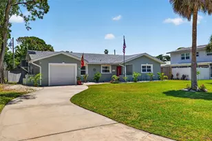 1667 North Dakota Ave NE, Saint Petersburg, FL 33703 - Photo 1