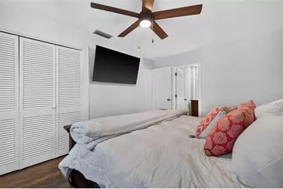 1667 N Dakota Avenue NE, Saint Petersburg, FL 33703 - Photo 15