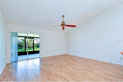 8702 Hampden Drive, Tampa, FL 33626 - Photo 7