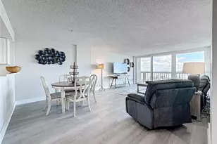 400 Island Way, Clearwater Beach, FL 33767 - Photo 5