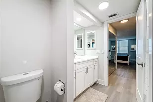 400 Island Way, Clearwater Beach, FL 33767 - Photo 29