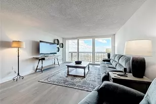 400 Island Way, Clearwater Beach, FL 33767 - Photo 17