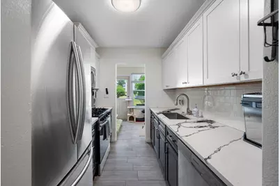 5660 80th Street N #B101, Saint Petersburg, FL 33709 - Photo 11