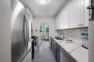 5660 80th St N, Saint Petersburg, FL 33709 - Photo 11