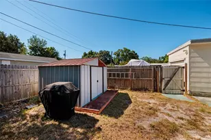 4939 Dr Martin Luther King Jr Street N, Saint Petersburg, FL 33703 - Photo 21