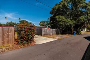 4939 Dr Martin Luther King Jr Street N, Saint Petersburg, FL 33703 - Photo 23
