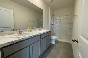 32930 Regent Canal St, Wesley Chapel, FL 33545 - Photo 29
