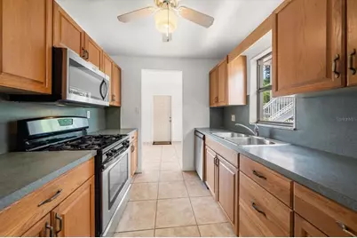 10037 62nd Terrace N #1, Saint Petersburg, FL 33708 - Photo 11