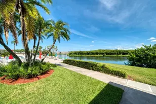 10037 62nd Terrace N, Saint Petersburg, FL 33708 - Photo 25