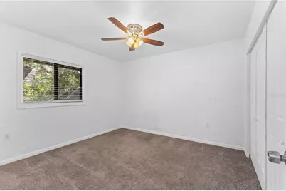 5641 Ashley Oaks Drive #37, Tampa, FL 33617 - Photo 7
