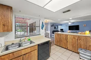 803 Fairwood Ln, Clearwater, FL 33759 - Photo 15
