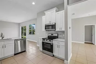 2265 Longview Cir, Brooksville, FL 34604 - Photo 11