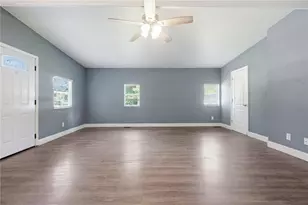 39217 Fibelkorn Rd, Zephyrhills, FL 33540 - Photo 15