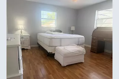13157 Clay Avenue, Largo, FL 33773 - Photo 11