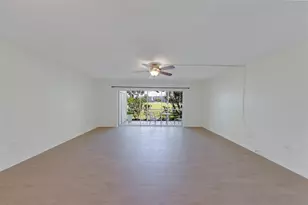 68 Country Club Dr, Largo, FL 33771 - Photo 13