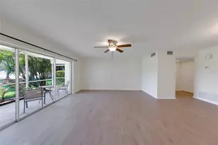 68 Country Club Dr, Largo, FL 33771 - Photo 15