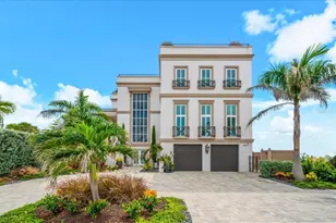 810 Eldorado Ave, Clearwater Beach, FL 33767 - Photo 3