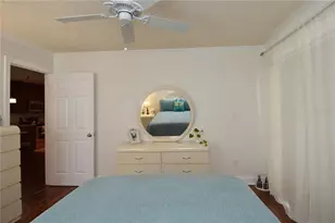 10263 Gandy Blvd N, Saint Petersburg, FL 33702 - Photo 43