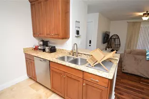 10263 Gandy Blvd N, Saint Petersburg, FL 33702 - Photo 7