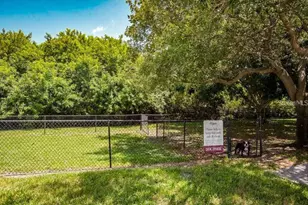 10263 Gandy Blvd N, Saint Petersburg, FL 33702 - Photo 61