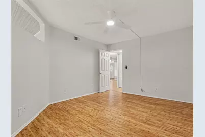 4890 Bay St NE #324, Saint Petersburg, FL 33703 - Photo 15
