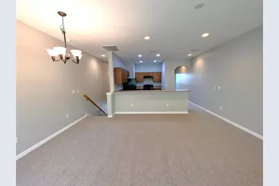 8319 King Blossom Court, Tampa, FL 33615 - Photo 7