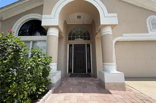 1914 Leichester St, Valrico, FL 33594 - Photo 5