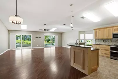 349 Fountainview Circle, Oldsmar, FL 34677 - Photo 5