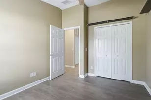 349 Fountainview Cir, Oldsmar, FL 34677 - Photo 21