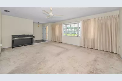 7908 2nd Avenue S, Saint Petersburg, FL 33707 - Photo 5