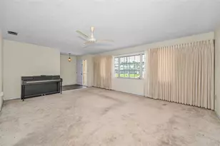 7908 2nd Ave S, Saint Petersburg, FL 33707 - Photo 5
