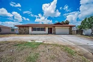 7908 2nd Ave S, Saint Petersburg, FL 33707 - Photo 3