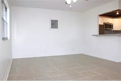 101 Cambridge Trail #194, Sun City Center, FL 33573 - Photo 3