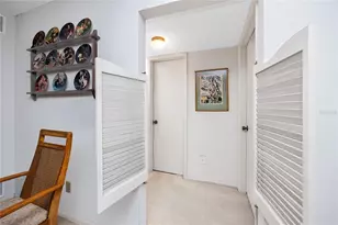 8174 Terrace Garden Dr N, Saint Petersburg, FL 33709 - Photo 25