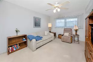 8174 Terrace Garden Dr N, Saint Petersburg, FL 33709 - Photo 33