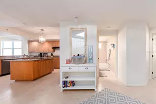 1370 Gulf Blvd, Clearwater, FL 33767 - Photo 5