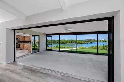 8046 Bayhaven Drive, Seminole, FL 33776 - Photo 17