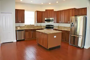 11609 Greensleeve Ave, Tampa, FL 33626 - Photo 13