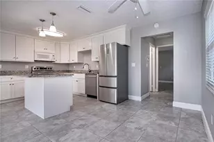 301 Andover Pl S, Sun City Center, FL 33573 - Photo 13